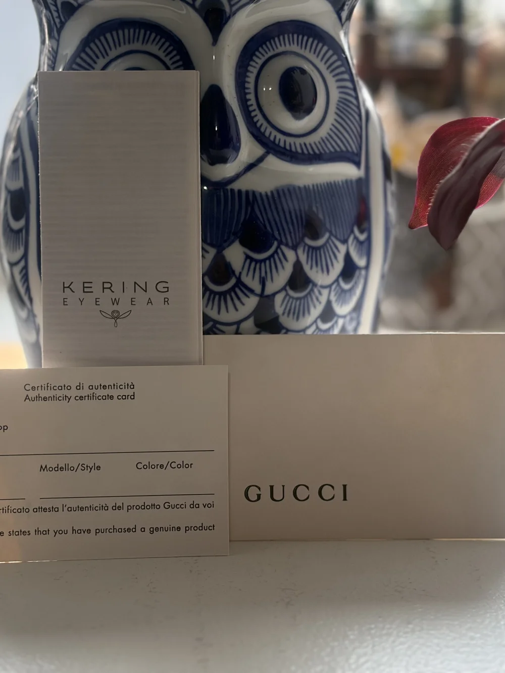 Gucci bold square